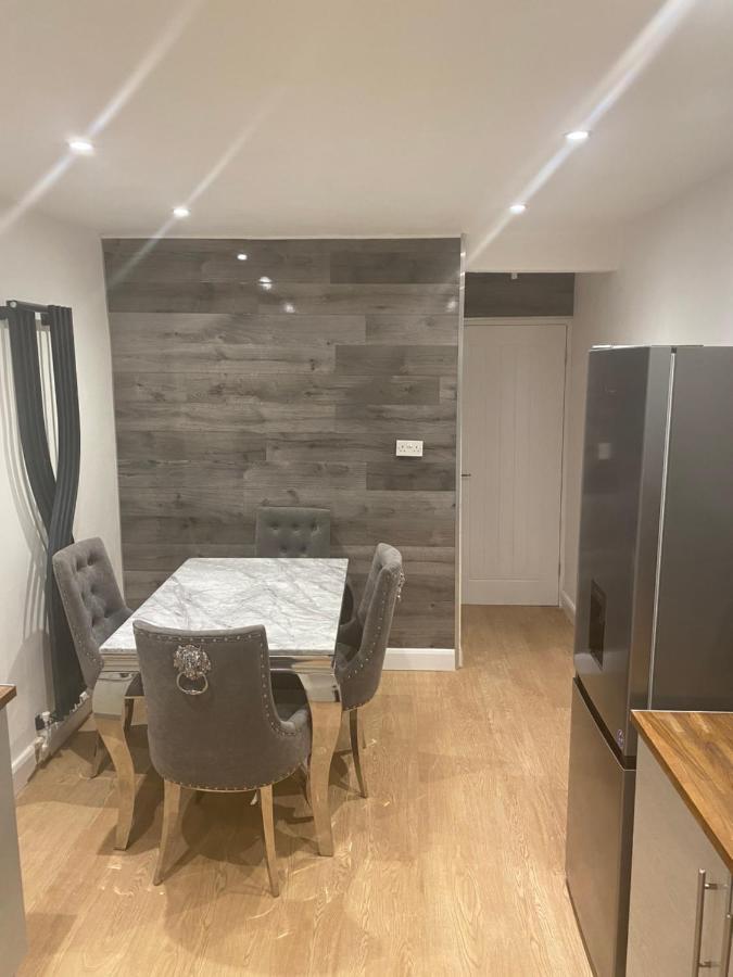 Ideal Abode Leonard Chester Zewnętrze zdjęcie